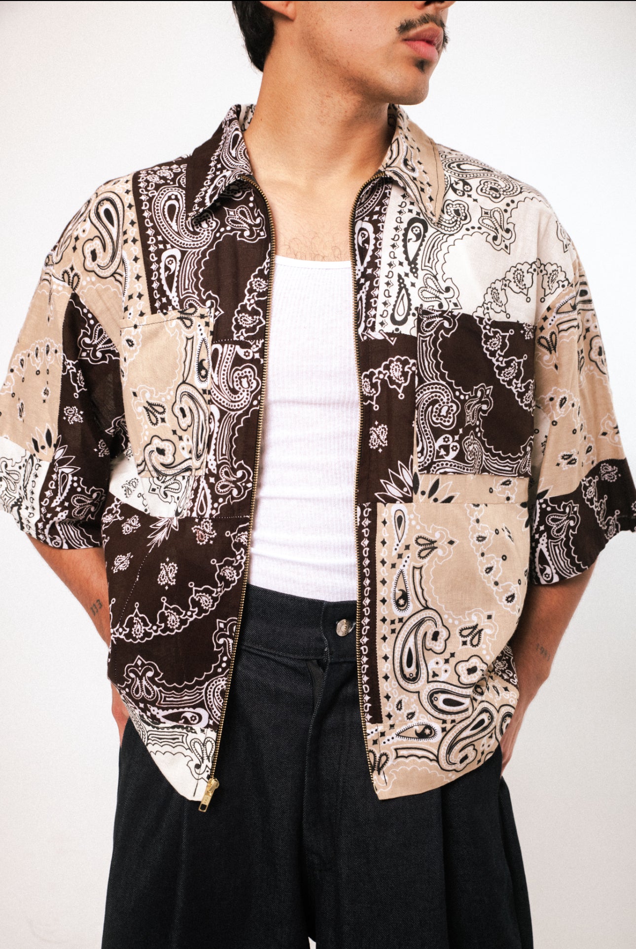 BROWN ZIP UP